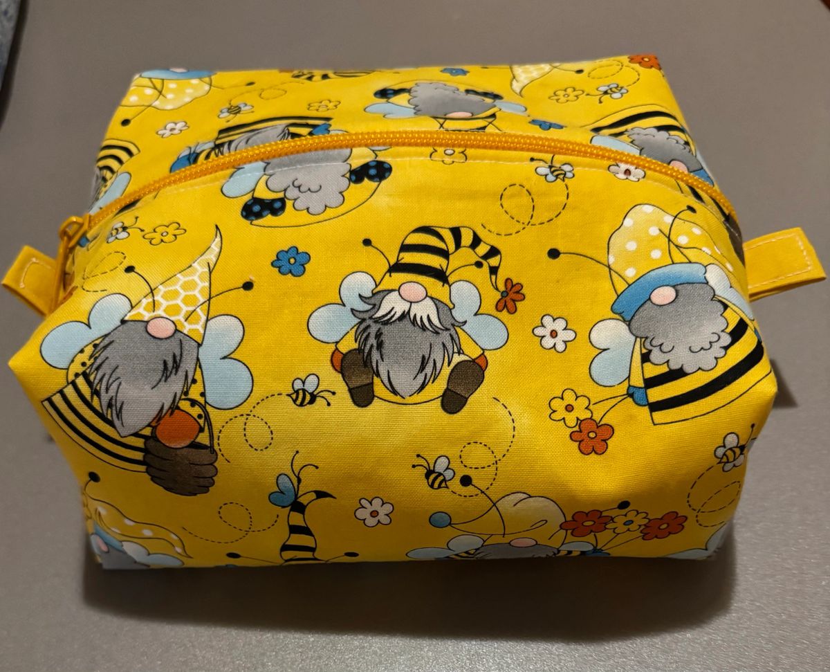Make-up / Shaving Kits